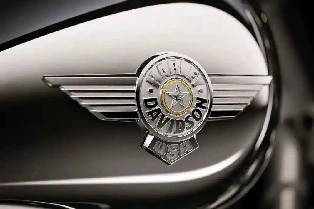 Harley Davidson Fatboy Grey Ghost specs