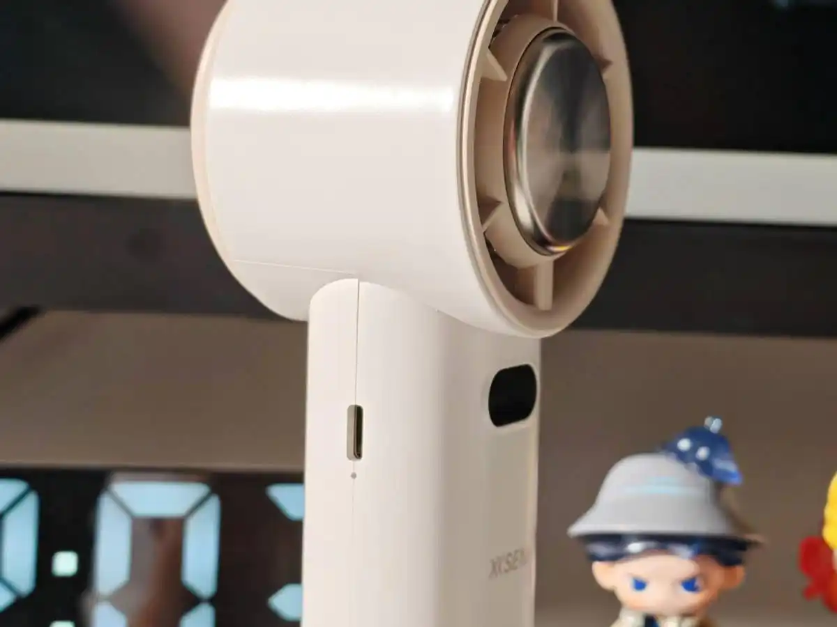 Xisem Wind Mini Fan