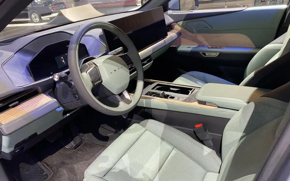 2025 Lexus ES interior with digital dashboard