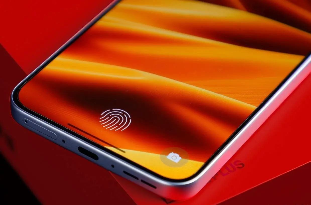 OnePlus Ace 5 display with in-screen fingerprint sensor