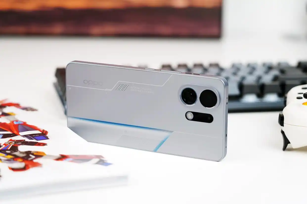 Oppo K13 Turbo Pro silver back panel with dual camera