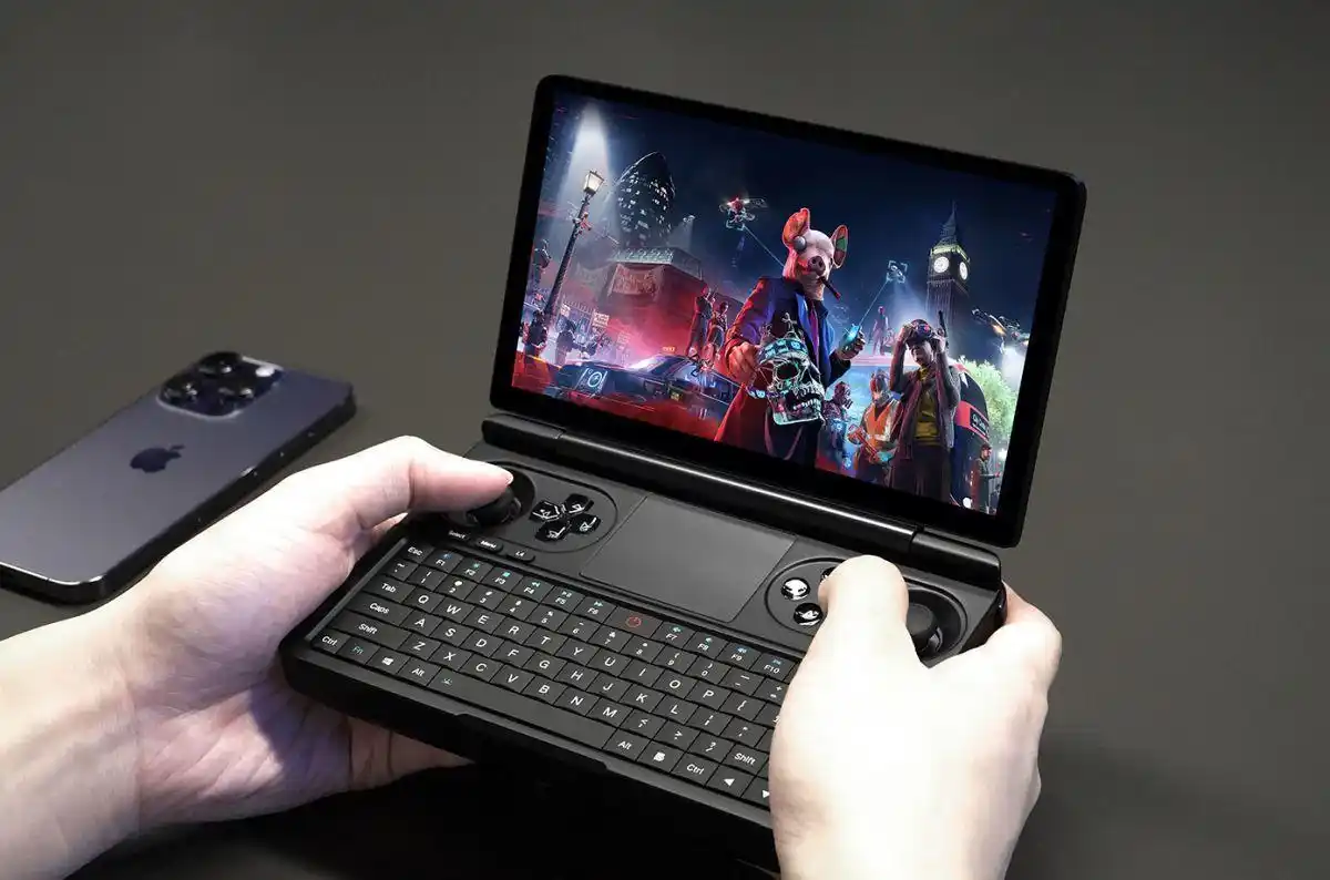 Gaming with compact device