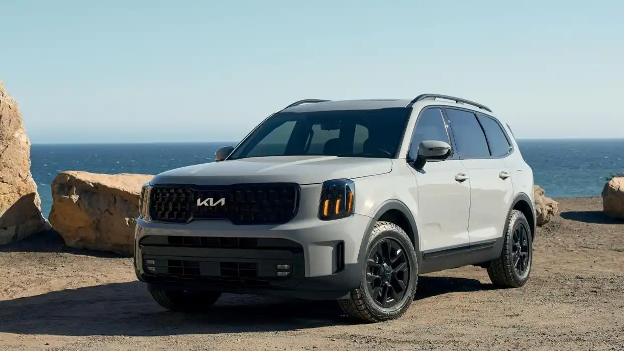 2025 Kia Telluride SUV Side Profile