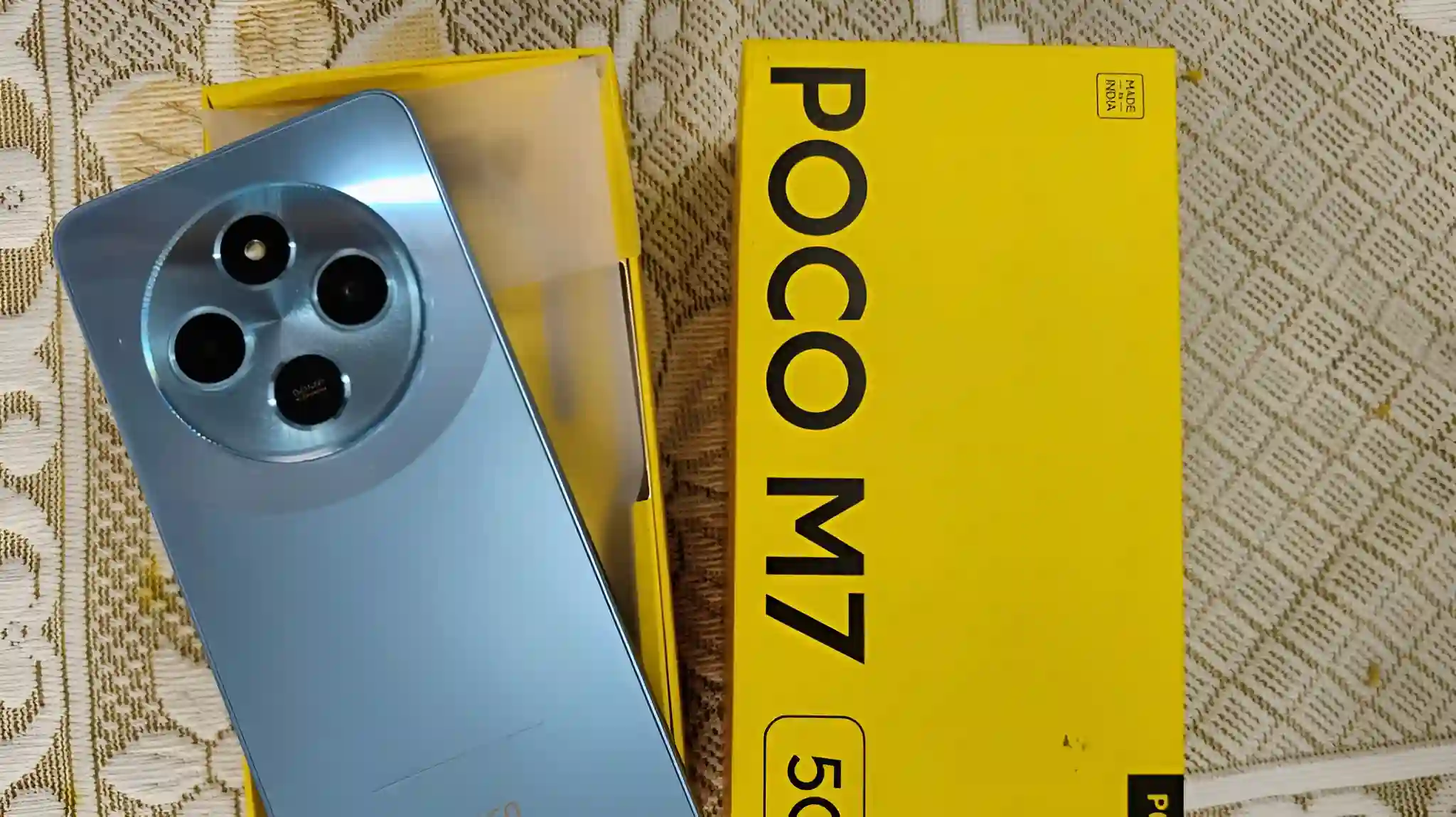 Comparing Poco M7 vs Poco M7 Plus side by side.