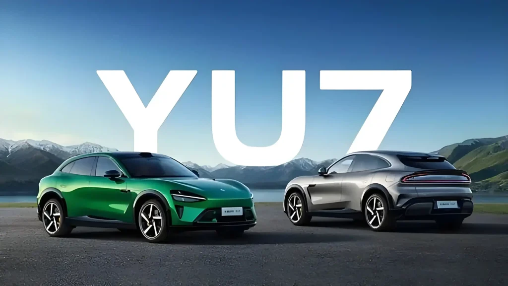 Xiaomi YU7 in two color variants, green and metallic grey