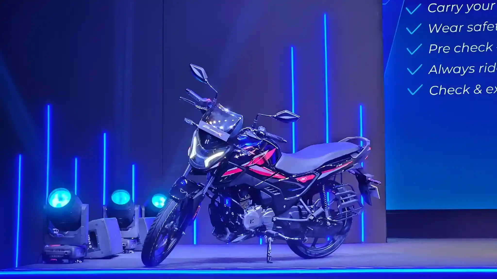 Hero Glamour X 125 bike on stage at launch